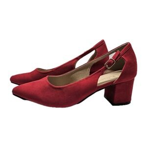 CL by Laundry Red Faux Suede Red Block 2" Heels Size 8M Buckle Point Toe